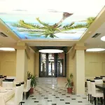 President Hotel Shëngjin