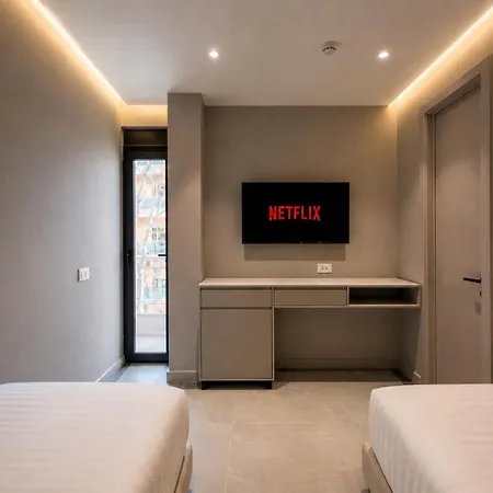 President Hotel Shëngjin